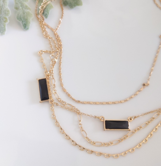 lolafreebird Jewelry - 🆕🌿GOLD CHAIN NECKLACE🌿